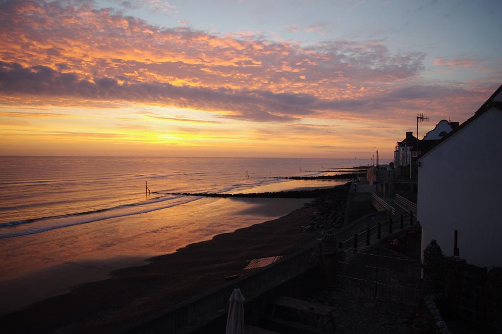 Copper'S Cottage Sheringham Exterior foto